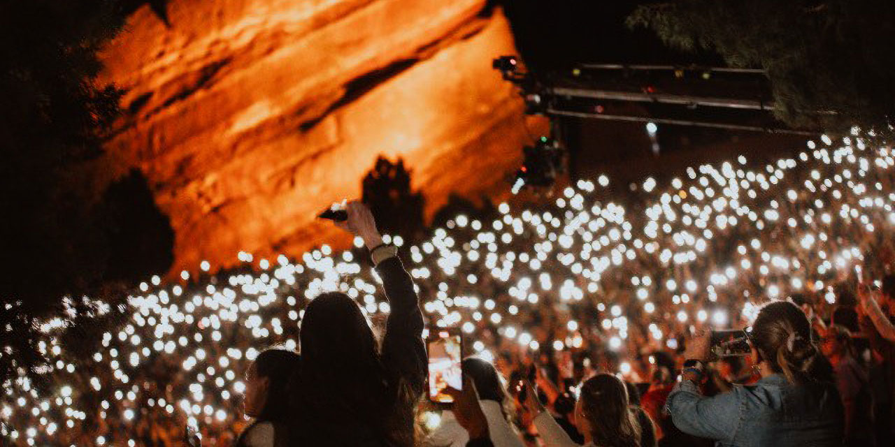 Epic and intimate: Shawn Mendes Red Rocks Live in VR